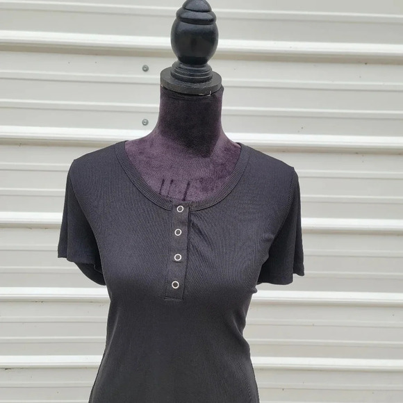 NWOT Women's RB5842 Black Snap Stretch Polyester T-Shirt Ribbed XL - Picture 4 of 7